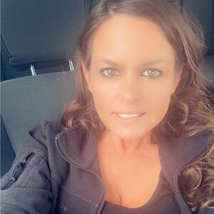 Meet your Posher, Cyndi